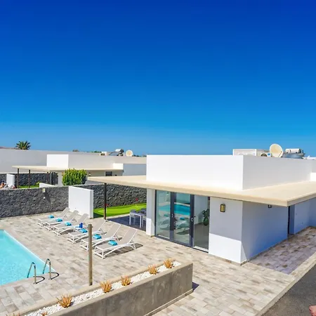 Villa Delioma By *